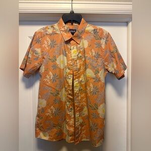 Patagonia short sleeved button up - Medium